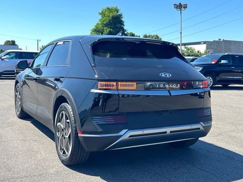 Used 2024 Hyundai Ioniq 5 SE RWD image 9