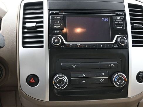 Used 2018 Nissan Frontier SV image 15