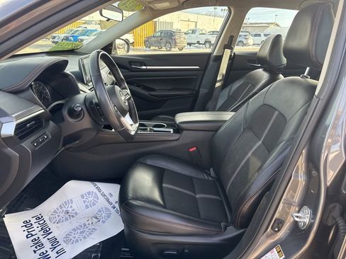 Used 2024 Nissan Altima 2.5 SR image 19