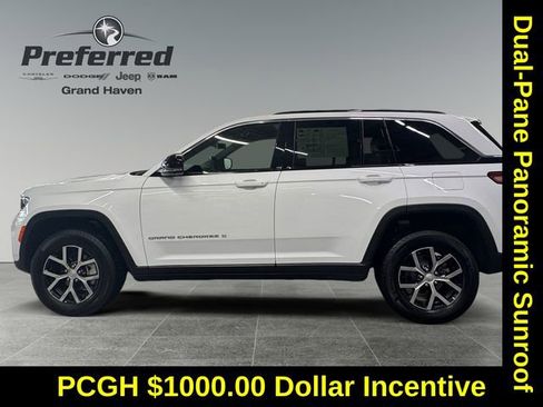 Used 2024 Jeep Grand Cherokee Limited w/ Luxury Tech Group II image 10