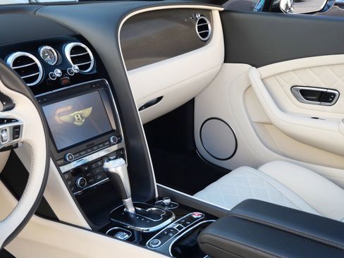 Used 2017 Bentley Continental GT V8 S image 14