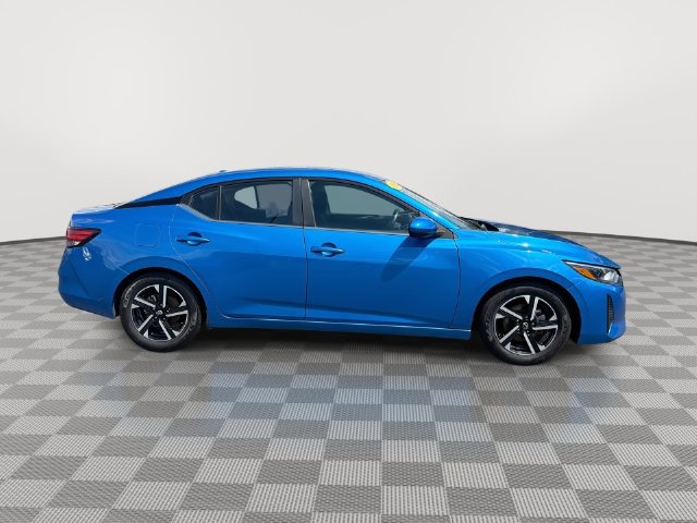 Used 2024 Nissan Sentra SV FWD image 13