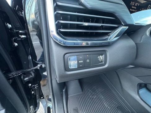 New 2026 GMC Acadia Elevation w/ Elevation Premium Package FWD image 15