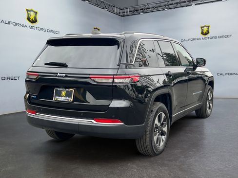 Used 2023 Jeep Grand Cherokee 4WD 4xe image 5