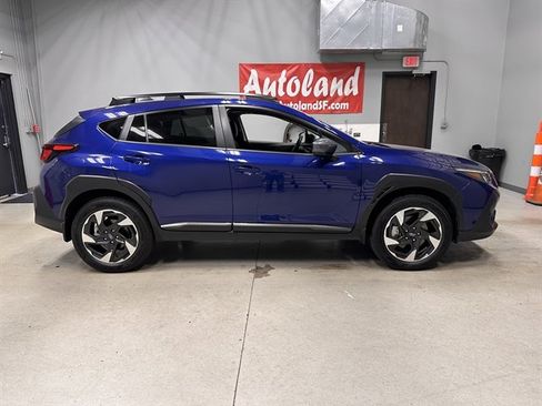 Used 2024 Subaru Crosstrek 2.5i Limited image 8