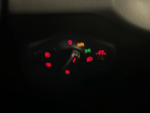 Used 2017 Audi SQ5 Premium Plus w/ Technology Package image 30