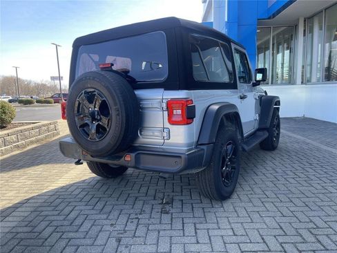 Used 2023 Jeep Wrangler Sport AWD/4WD image 5