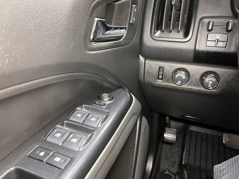 Used 2021 Chevrolet Colorado ZR2 AWD/4WD image 15