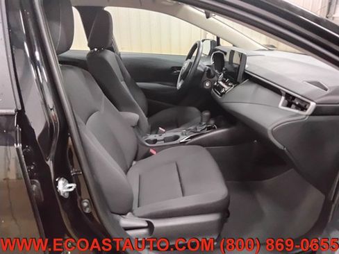 Used 2026 Toyota Corolla LE FWD image 14