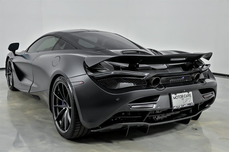 Used 2019 McLaren 720S RWD image 13