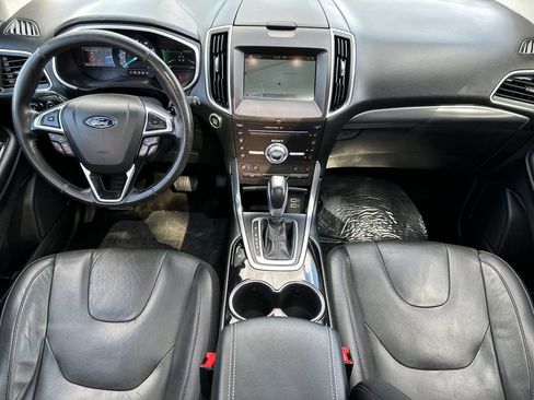 Used 2017 Ford Edge Titanium w/ Equipment Group 301A FWD image 12