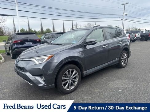 Used 2016 Toyota RAV4 Limited w/ Advanced Technology Package image 14