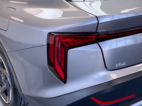 Certified 2025 Kia K4 EX image 9