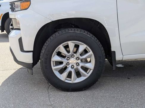 Used 2021 Chevrolet Silverado 1500 Custom AWD/4WD image 10