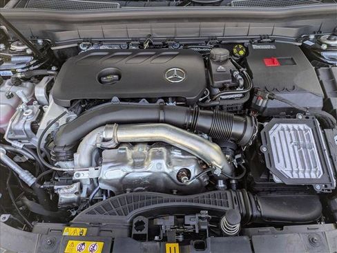 New 2026 Mercedes-Benz GLB 250 image 16
