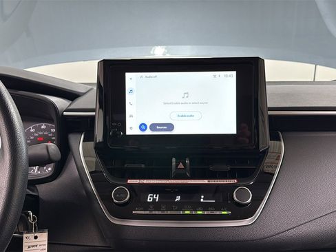 Certified 2025 Toyota Corolla LE image 10