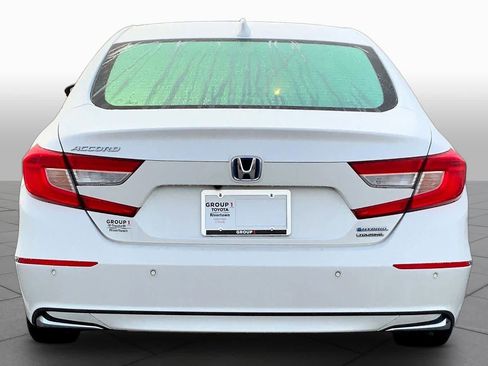 Used 2021 Honda Accord Touring image 5