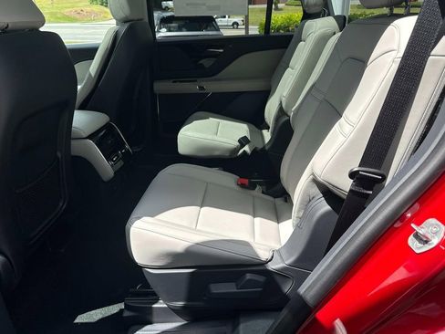 New 2025 Lincoln Aviator 2WD image 22