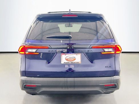 New 2026 Toyota Grand Highlander FWD image 5