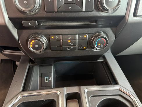 Used 2018 Ford F150 XLT AWD/4WD image 22