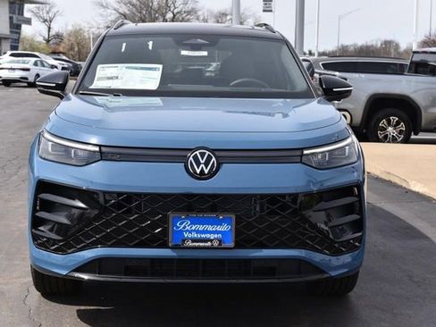 New 2026 Volkswagen Tiguan SE R-Line image 4