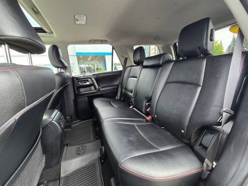 Used 2021 Toyota 4Runner TRD Off-Road Premium w/ Moonroof Package AWD/4WD image 21