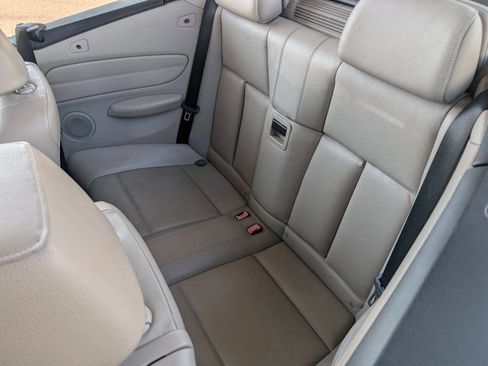 Used 2012 BMW 128i Convertible image 21