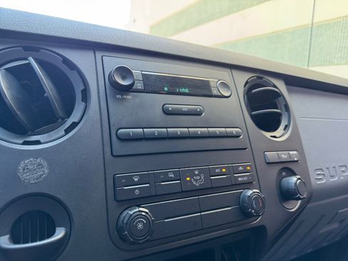 Used 2016 Ford F250 XL w/ Power Equipment Group image 24