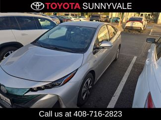 Used 2017 Toyota Prius Prime Premium video 1