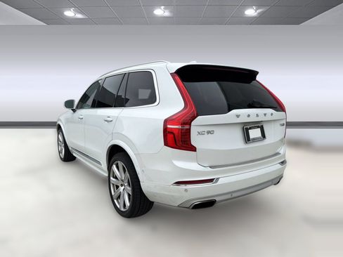 Used 2017 Volvo XC90 T6 Inscription w/ Convenience Package AWD/4WD image 3
