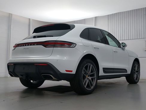 New 2026 Porsche Macan image 7