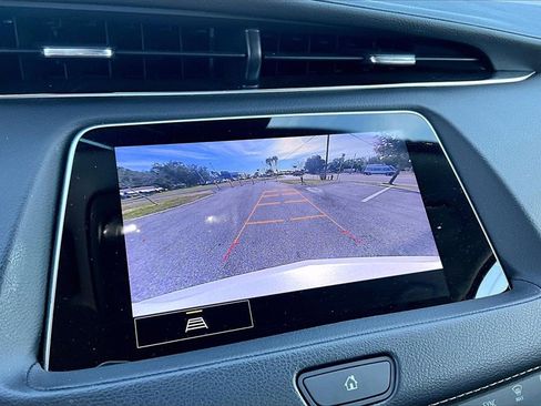 Used 2022 Cadillac XT4 Luxury w/ Driver Awareness Package image 13