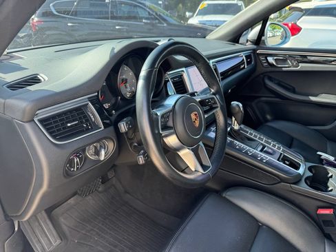 Used 2018 Porsche Macan S AWD/4WD image 25