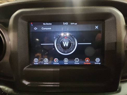 Used 2022 Jeep Gladiator Sport AWD/4WD image 20