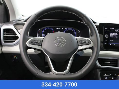 New 2026 Volkswagen Taos SEL image 22