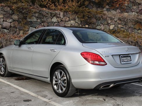 Used 2017 Mercedes-Benz C 300 4MATIC Sedan image 7