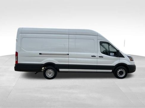 Used 2023 Ford Transit 250 148 High Roof Extended image 8
