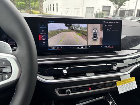 New 2027 BMW X7 M60i AWD/4WD image 25