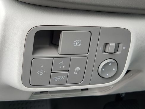 New 2025 Hyundai Ioniq 6 SEL image 12