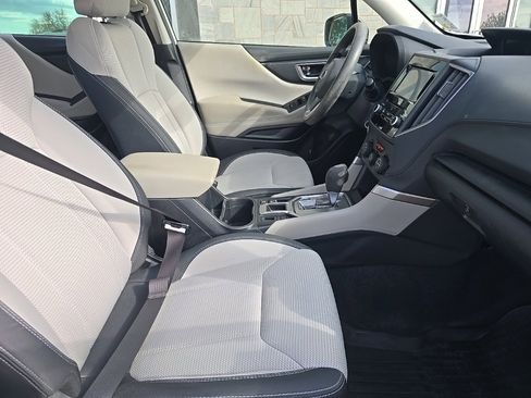 Used 2021 Subaru Forester image 32