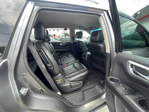 Used 2015 Nissan Pathfinder SL w/ Cargo Package FWD image 16