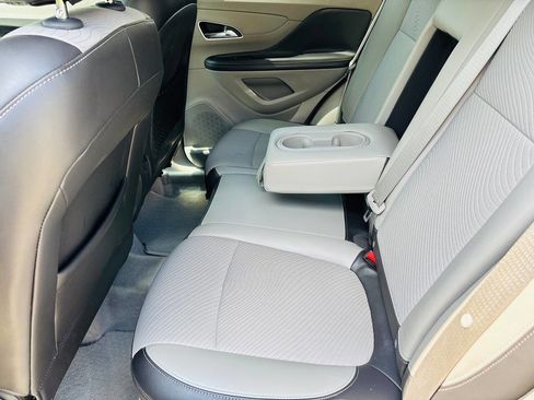 Used 2014 Buick Encore FWD image 12