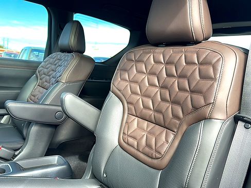 New 2026 Nissan Armada Platinum image 17