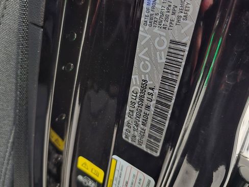 Used 2025 Jeep Wrangler Sport S image 13