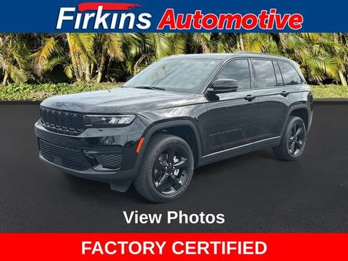 Used 2024 Jeep Grand Cherokee Altitude AWD/4WD image 1