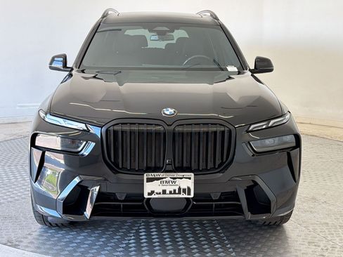 Certified 2023 BMW X7 xDrive40i w/ M Sport Package AWD/4WD image 6