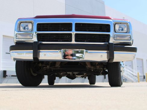 Used 1993 Dodge D/W Truck 250 RWD image 25