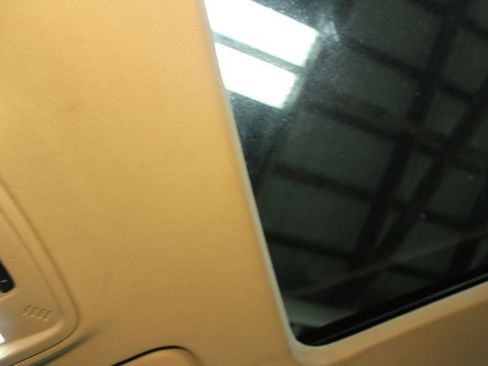 Used 2019 Chevrolet Traverse RS image 29