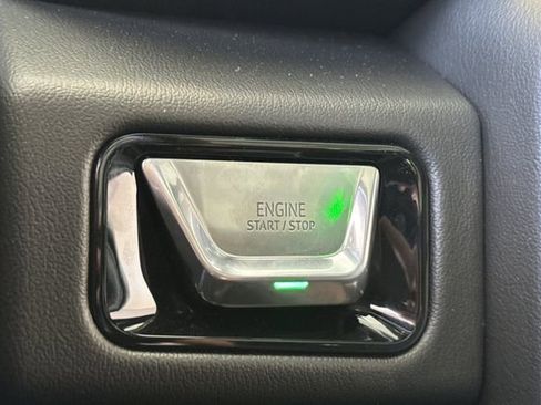 New 2026 GMC Yukon XL Denali w/ Denali Reserve Package AWD/4WD image 23