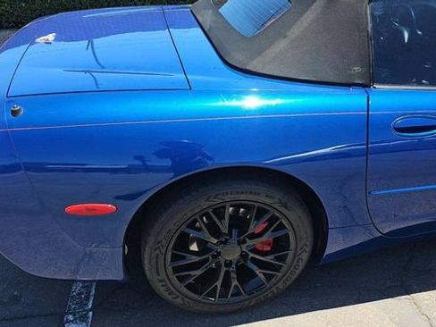 Used 2002 Chevrolet Corvette Convertible w/ Preferred Equipment Group2 RWD image 12